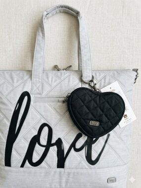 lug Black Quilted Heart Coin Pouch with Clip New Accessory